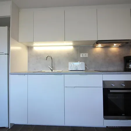 Apartament Renovado En El Centro De A Solo 150m De La Playa, Ideal Parejas - Es-228-110 Roses